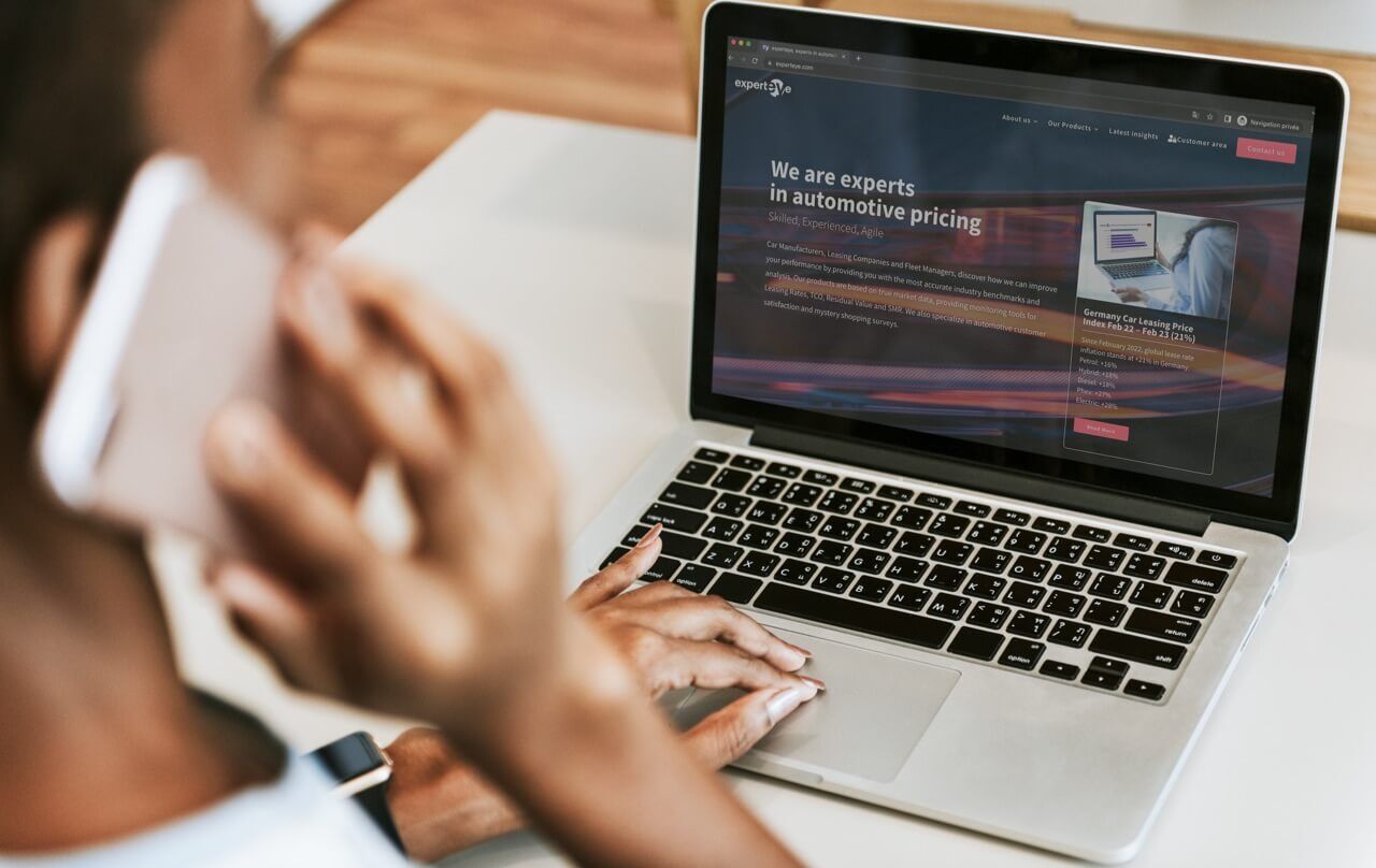 Vue du site internet créé pour experteye